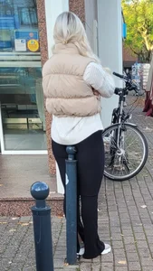 Stocky Candid Blonde Girl Street Creepshots