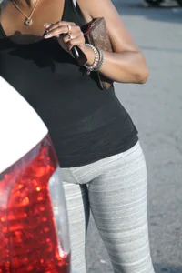 Ebony milf out shopping in grey leggings