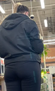 Thick hips big round fat ass