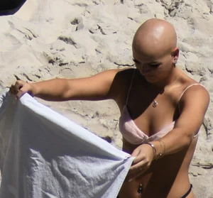 BEACH DAY! ass, titties, face shots, tight stomachs and bold bikinis! PART 2