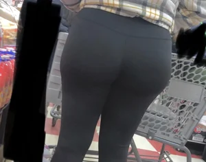 Double Cheeked Up BBL Latina Milf🥵 Pt 2