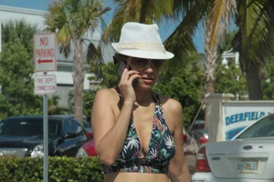 Florida beach and bikini girls