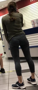Post office leggings plus assorted thots