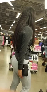 Latina Nike worker, tight booty (OC)