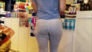 Bubble butt Milf