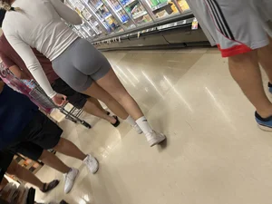 Bubble butt in grey shorts