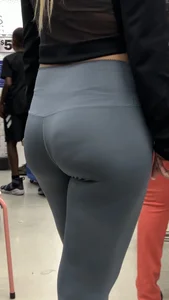 Bubble butt nerdy Latina in olive leggings 1126