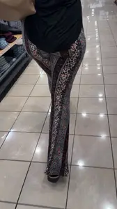 [OC] Jiggly PAWG Ass in Patterned Flares