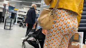 First Post | MUST SEE ! |  Pregnant Arabic Milf Bubble Butt In Flare Pants ( W/ Faceshots + GIF )
