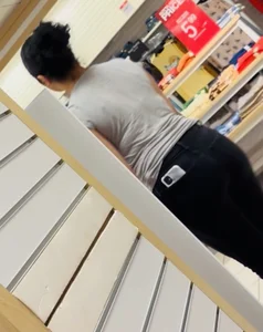 Quick cap amazing tits and deep cleavage bonus cheeks OC
