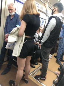 Hot Candid Girl in Shorts Subway Creepshots Collection - Thin Waist And Great Booty And Legs