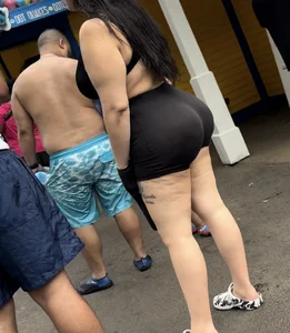 Beautiful Latina/ Massive BBL Ass Cheeks /