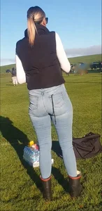 Soccer coach…shes gota nice tight ass on her (OC)