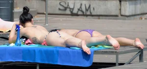 Sexy candid beach and bikini girls