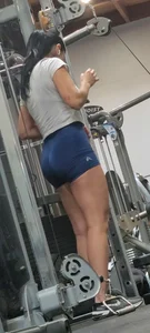 Gorgeous Latina w short shorts at the gym!