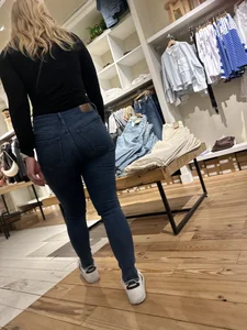 A Great Ass in Jeans!