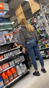 Thick Hardware Blonde Chick