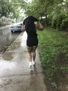 Juicy ass in tight booty shorts