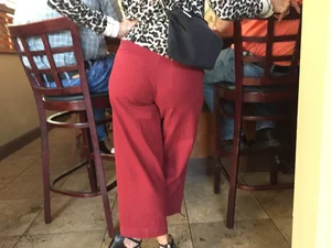 Booty in Pants Creepshot