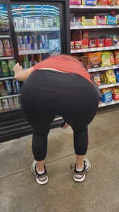 GILF LOVERS: Ditzy Muffintop Mature Kept Bending Over