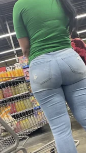 Hottest Latina Miami MILF  VPL in Tight Jeans (MEGAPOST)