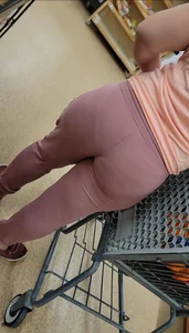 Shopping Randoms (NOT OC)
