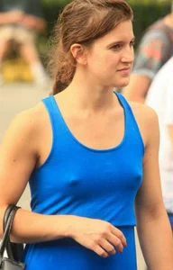 Candid tits and pokies