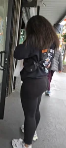 Bubble butt in china town [OC]