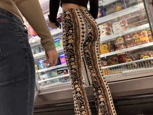 [OC] Tight College Chick with a Booty in Patterned Flare Leggings