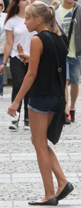 Skinny Teen in Denim Shorts And Flats Street Creepshots