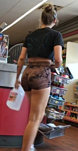 Quick cap of a nice pawg