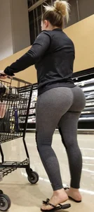 Blonde chick shopping in grey leggings with an amazing bubble butt and vpl