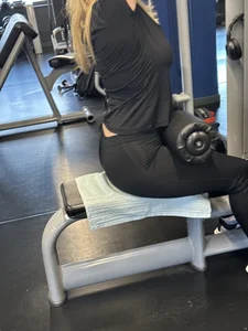 Blond bends in front of me with vpl at gym