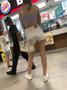 Nice candid legs and booty in shorts mall foodcourt closeups