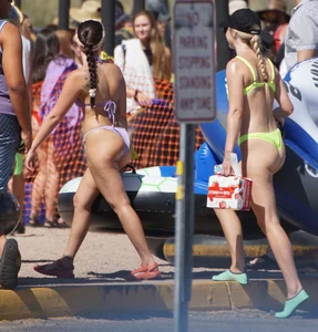 Bikini girls at Salt River Tubing in Arizona