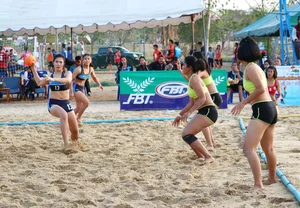 Thai candid volleyball girls