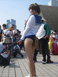 Sexy Asian girls in Cosplay outfits