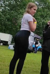 Chubby teens on leggings
