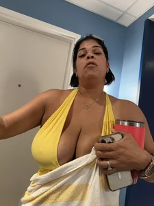 YELLOW SWIMSUIT BIG TITS