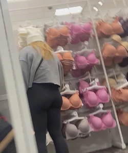 Blonde hottie + more
