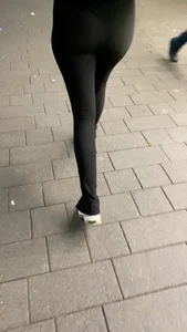BEST BODY TEEN PAWG IN FLARE LEGGING