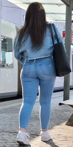ass in tight blue jeans