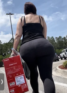 NOT OC. BBW PAWG granny with great shape