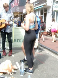 Guitar playing blonde babe with a nice ass and vtl in tight leggings