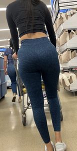 Slim latina in blue leggings squatting and shopping (oc)