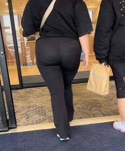 Thick in spandex flares going up the stairs🔥 ( OC , GIFs)