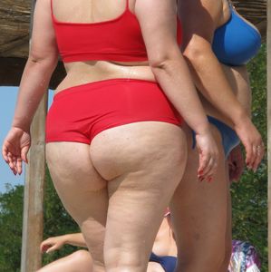 Mega Thick Azz