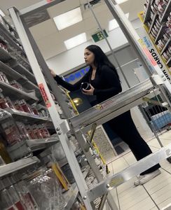 BLACK LEGGINGS GODDESS OC caught! SUPER CLOSE!