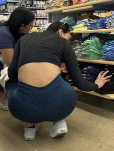 Slim latina in blue leggings squatting and shopping (oc)