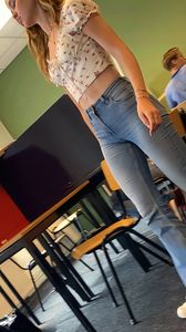 beautiful college candid ass (by lvbottom)